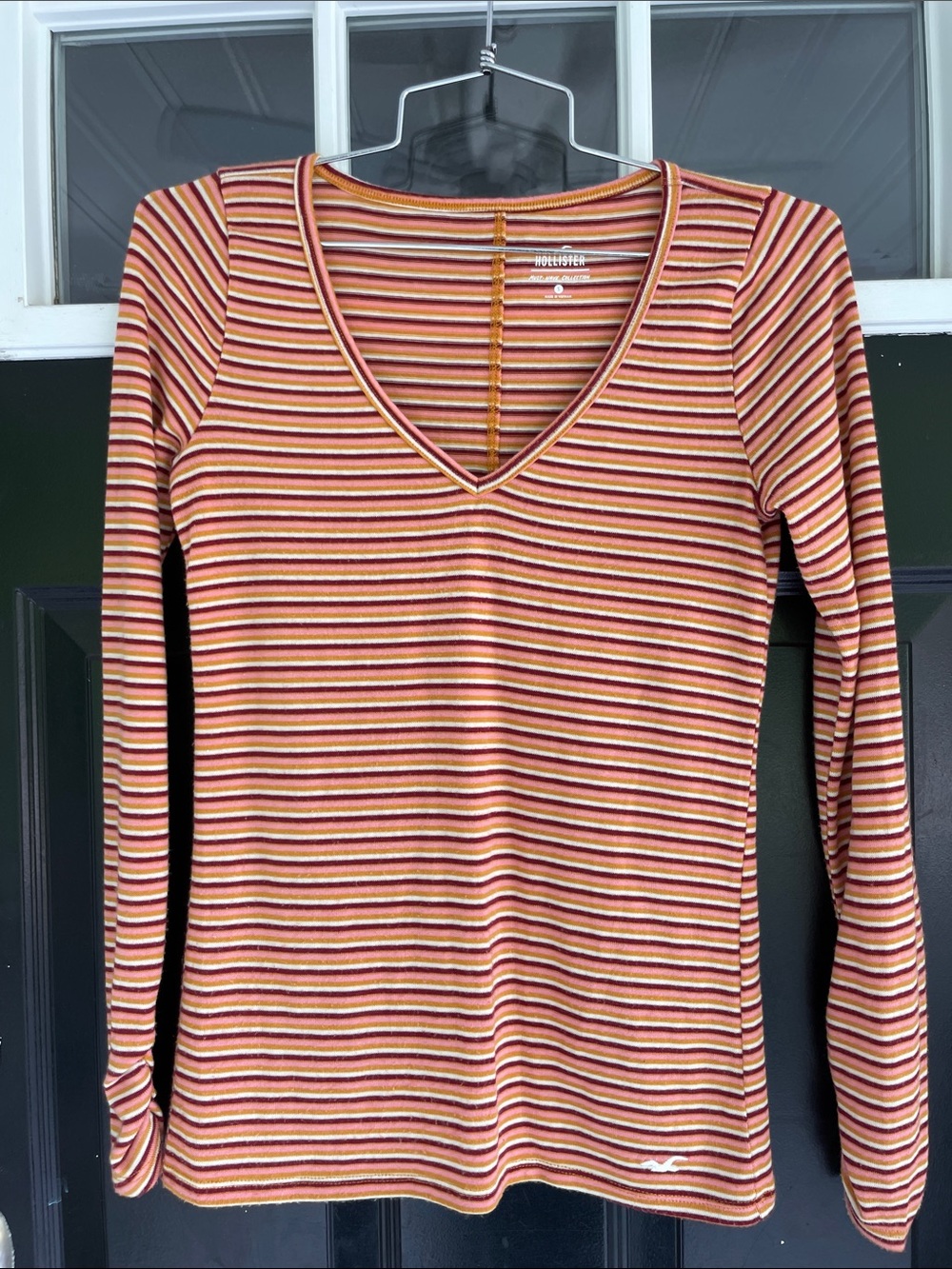 Hollister Vneck Top